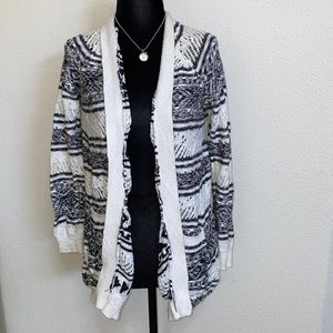 LA Hearts- Black & White Designed Cardigan